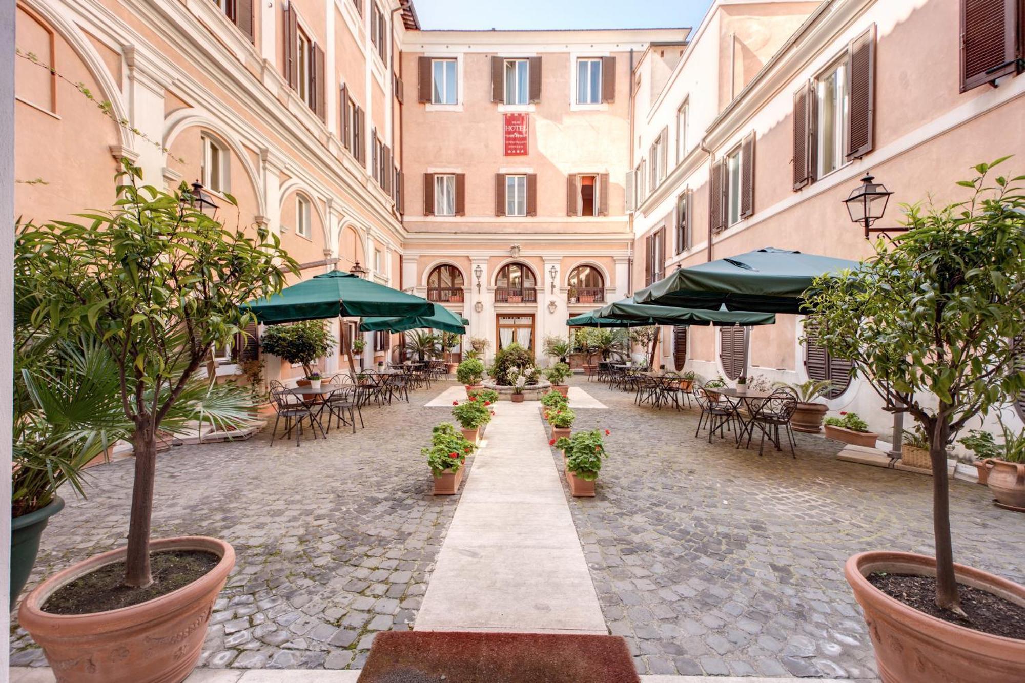 Relais Hotel Antico Palazzo Rospigliosi — Photos 3